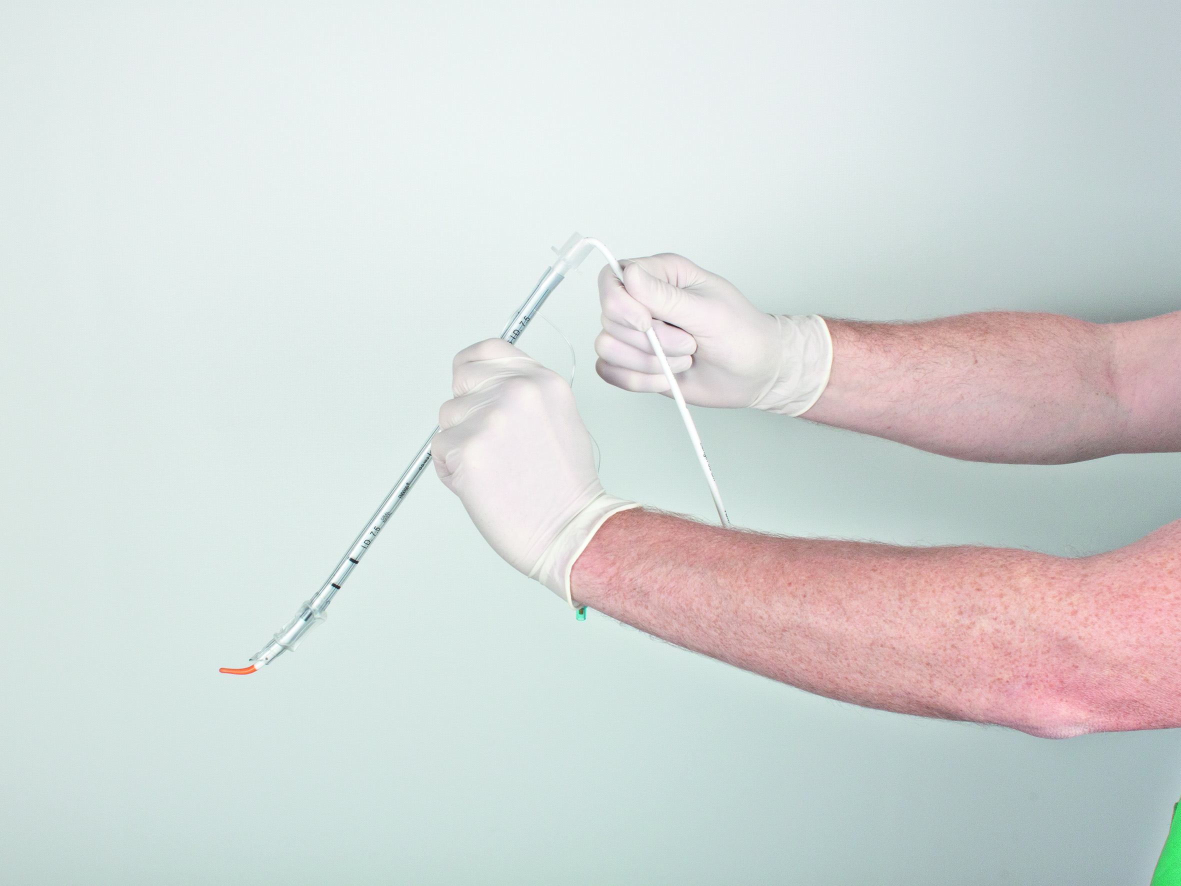 S-Guide Intubationshilfe mit O2-Konnektor - Packung à 5 Stück